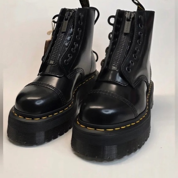 Dr. Martens Shoes - Dr. Martens Sinclair boots
